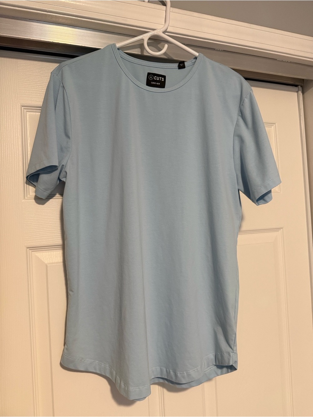 CUTS Clothing | Light Blue Curve-Hem T-Shirt PYCA Pro XL